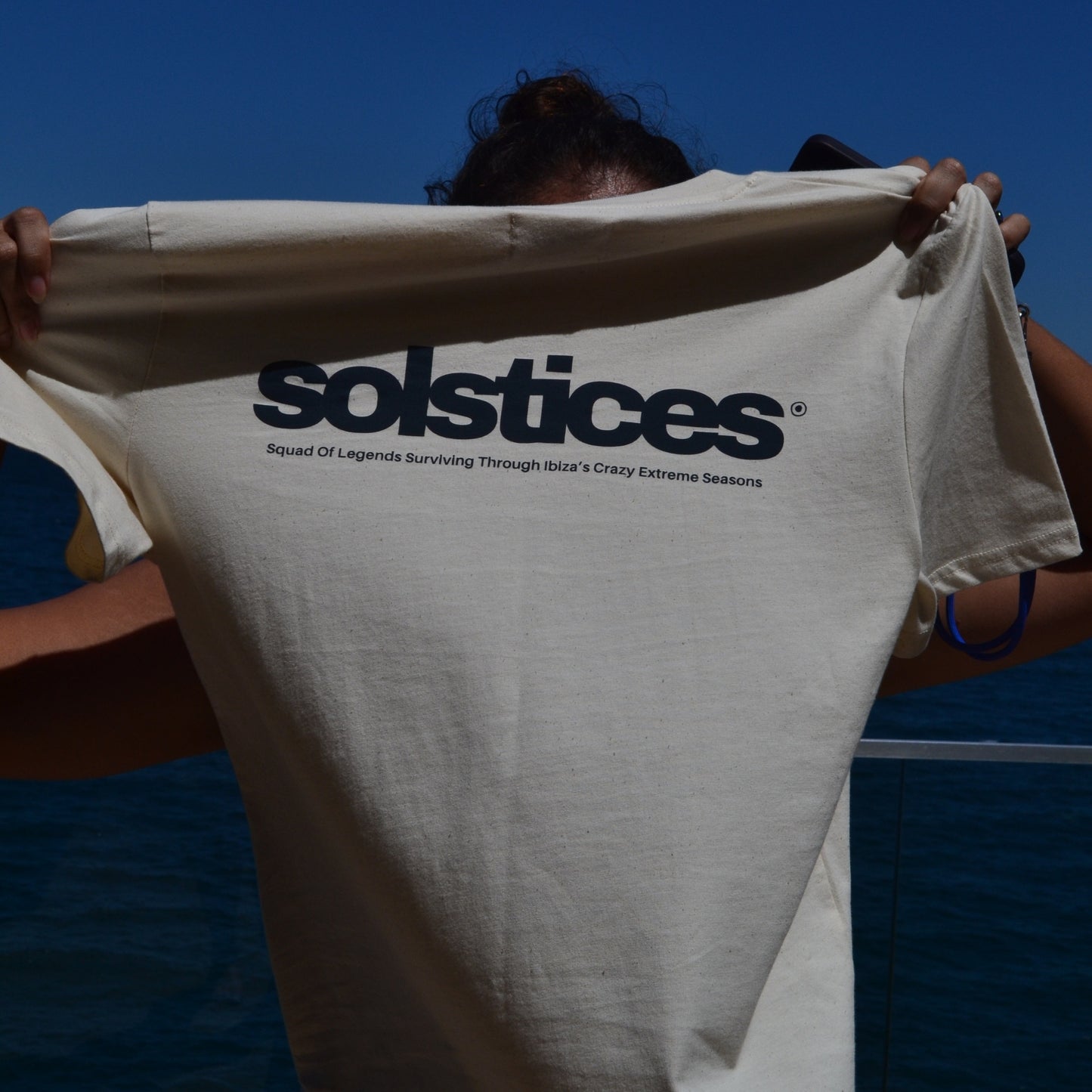 THE SOLSTICES T-SHIRT - BRIGHT COTTON & OCEAN BLUE