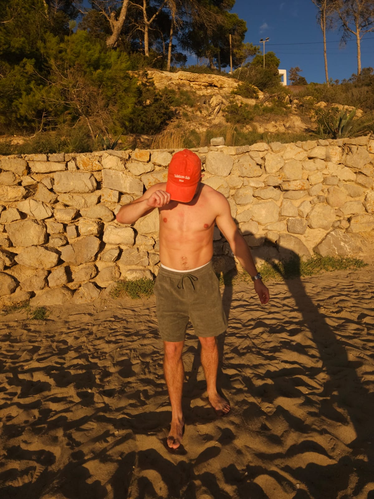 THE TOWEL SHORT - WILD OLIVE